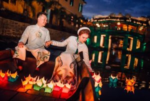 Chup Hinh Cuoi Tai Hoi An Ve Dep Lung Linh Cua Pho Co 3